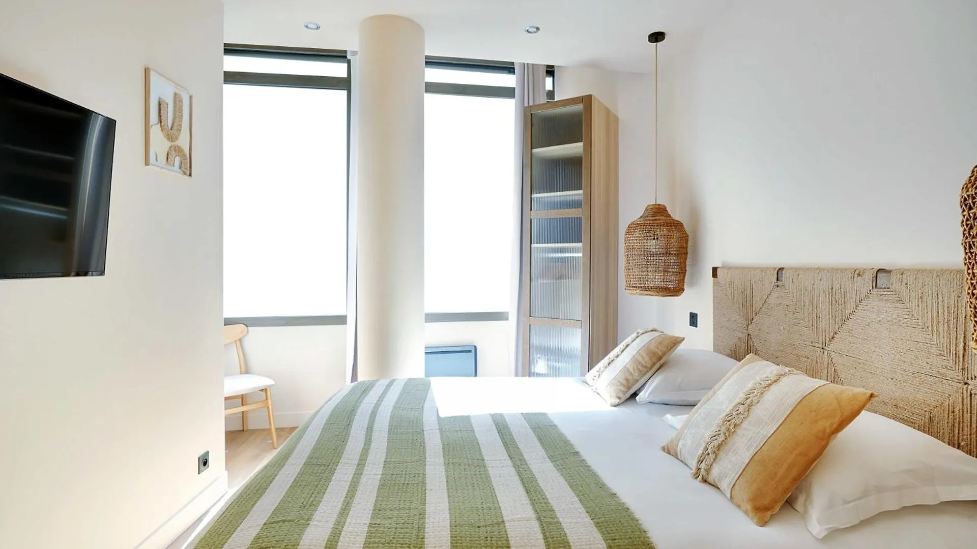 Refurbished Apartment - 2Bd-8P - Place D'Italie Paris